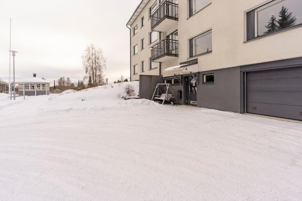 Valoisa Huoneisto Jossa Erinomaiset Vuoteet. Mikkeli Buitenkant foto