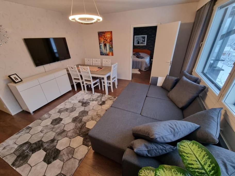 Valoisa Huoneisto Jossa Erinomaiset Vuoteet. Mikkeli Buitenkant foto